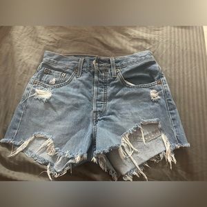 Levi’s shorts
